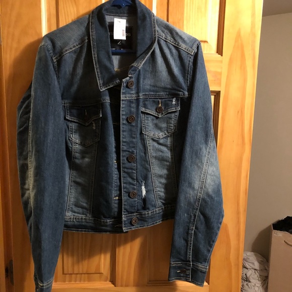 Jean jacket - Picture 1 of 3